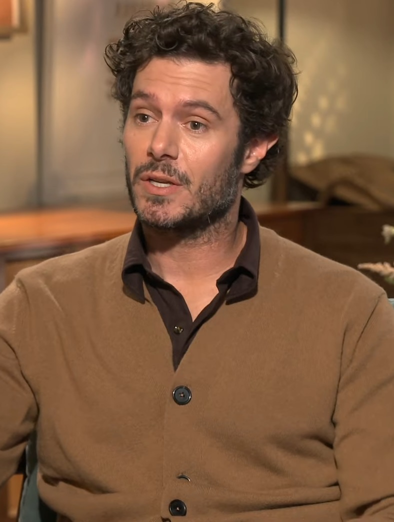 גונן מנור, רפרנס ליהוק Adam Brody